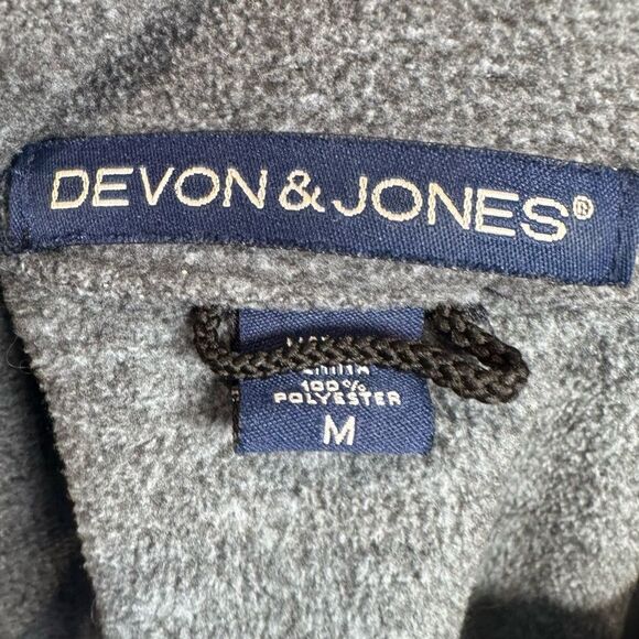 Devon & Jones custom embroidered dog paw WOOF full zip fleece jacket size medium - Picture 6 of 6